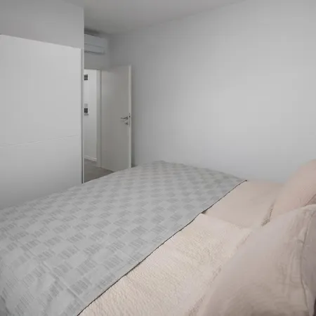 Casa Adria ゲストハウス ポレッチ