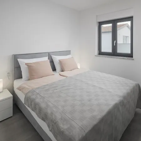 Guest house Casa Adria 4*