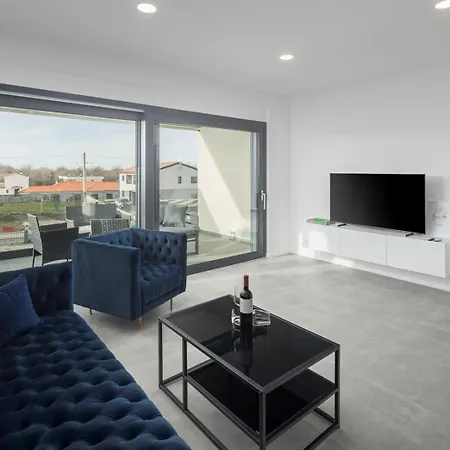 Casa Adria ゲストハウス ポレッチ